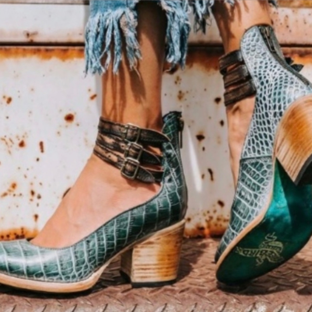 Freebird Randi Leather In Turquoise Croco Size 7